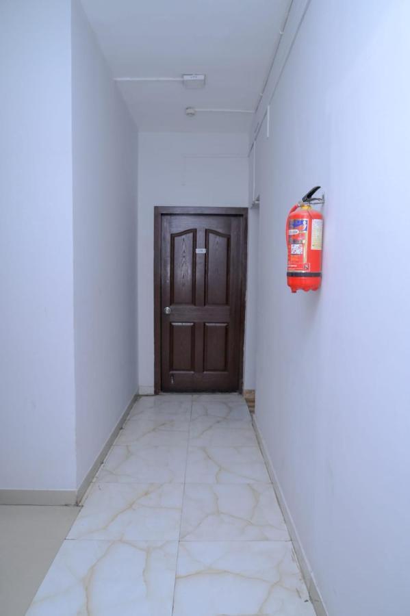 Hotel Executive *